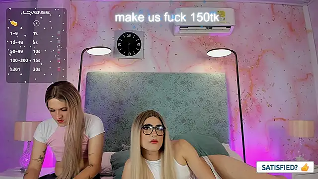 JESSI NAOMI online show from September 12, 12:41 am