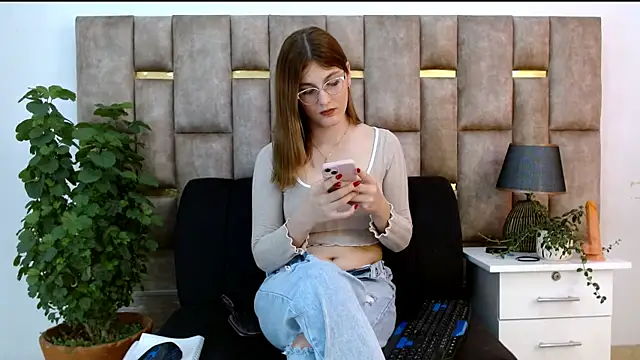 alexxa ortiz online show from January 21, 2:22 pm