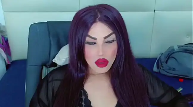 Snapshot of NathaliaCross chatting on January 3, 4:44 am NathaliaCross online show from January 3, 4:44 am