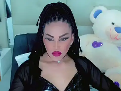 Snapshot of NathaliaCross chatting on February 5, 8:46 pm NathaliaCross online show from February 5, 8:46 pm