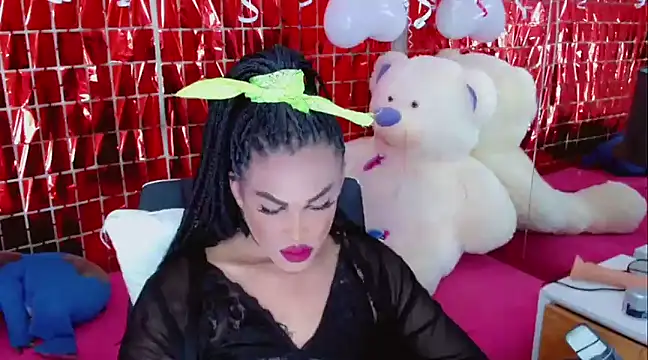 Snapshot of NathaliaCross chatting on February 15, 7:39 pm NathaliaCross online show from February 15, 7:39 pm