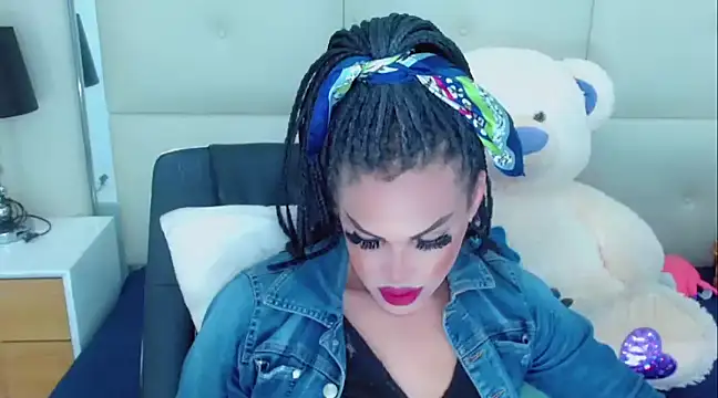 Snapshot of NathaliaCross chatting on March 10, 8:23 pm NathaliaCross online show from March 10, 8:23 pm