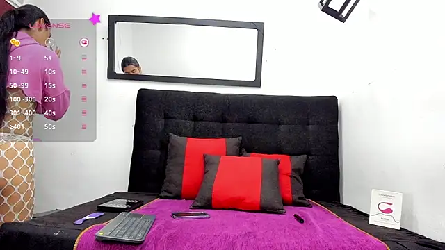 Snapshot of brittany_williams_ chatting on January 11, 12:18 pm brittany williams online show from January 11, 12:18 pm