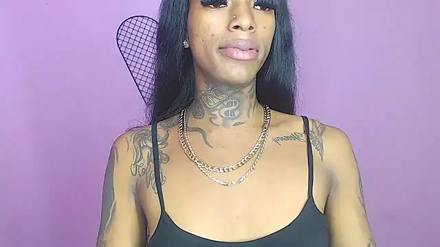 Snapshot of badgirls_cx chatting on January 12, 10:56 am badgirls cx online show from January 12, 10:56 am