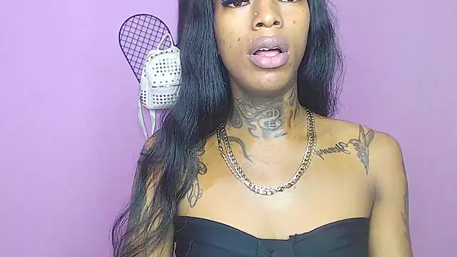Snapshot of badgirls_cx chatting on January 16, 2:30 am badgirls cx online show from January 16, 2:30 am