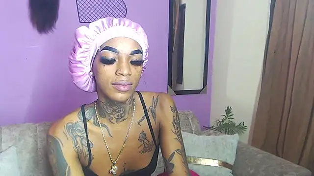 Snapshot of badgirls_cx chatting on September 30, 1:00 pm badgirls cx online show from September 30, 1:00 pm