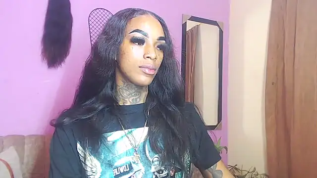 Snapshot of badgirls_cx chatting on October 9, 5:20 am badgirls cx online show from October 9, 5:20 am