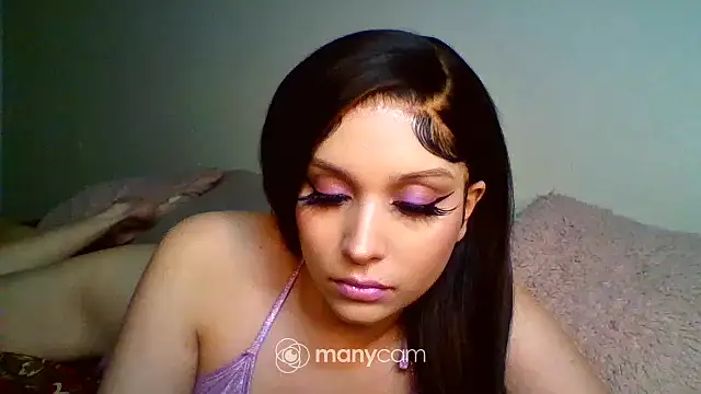 Snapshot of bambibarbi chatting on January 25, 3:30 am bambibarbi online show from January 25, 3:30 am