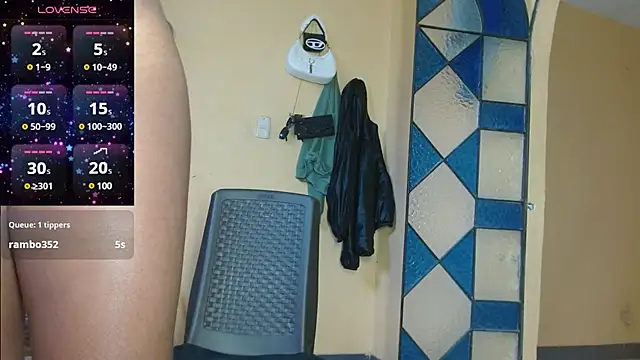 Snapshot of cristinamontiel chatting on December 27, 2:23 pm cristinamontiel online show from December 27, 2:23 pm