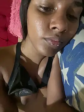 Snapshot of cristinamontiel chatting on January 28, 2:21 am cristinamontiel online show from January 28, 2:21 am