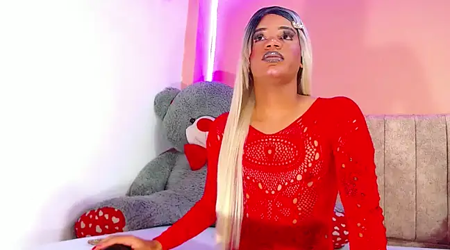 Snapshot of vanessa_nauthygirls chatting on December 2, 2:36 pm vanessa nauthygirls online show from December 2, 2:36 pm