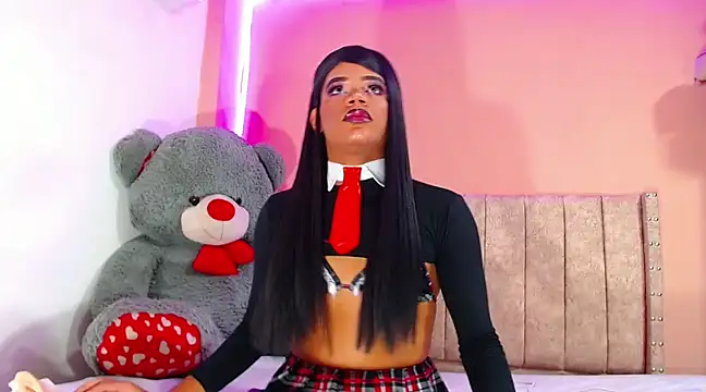 Snapshot of vanessa_nauthygirls chatting on December 5, 7:11 pm vanessa nauthygirls online show from December 5, 7:11 pm