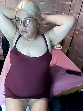 Snapshot of JOSSYANNE chatting on September 19, 6:19 am JOSSYANNE online show from September 19, 6:19 am