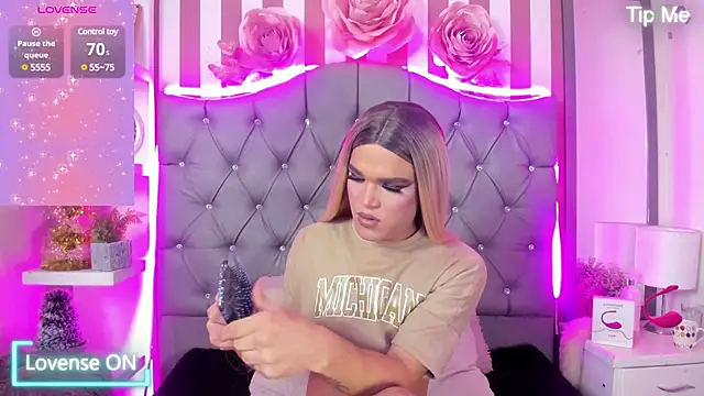 AllisonsweetZ online show from January 18, 12:48 pm