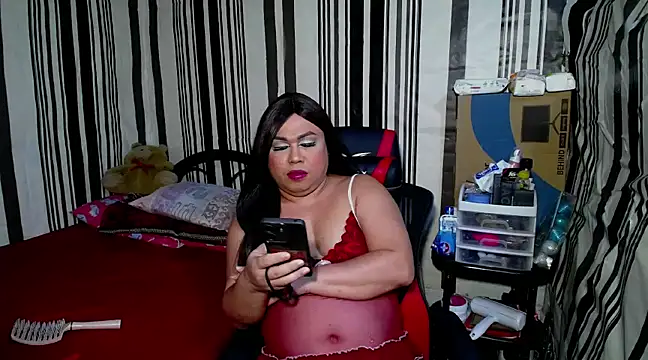 Snapshot of Reginex chatting on February 19, 7:17 am Reginex online show from February 19, 7:17 am