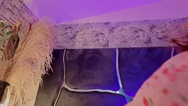 Estrella05  online show from January 10, 7:47 am