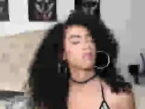 Snapshot of abigail_f00x chatting on February 1, 1:44 am abigail f00x online show from February 1, 1:44 am