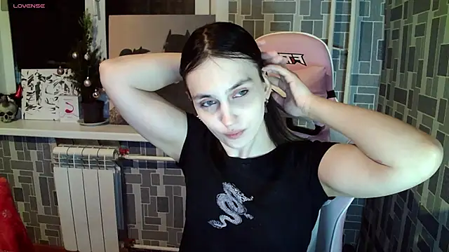 Snapshot of BlackHe4rts_ chatting on January 23, 10:33 pm BlackHe4rts online show from January 23, 10:33 pm