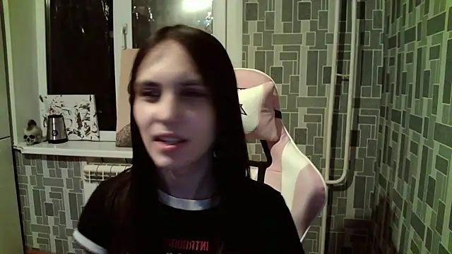 Snapshot of BlackHe4rts_ chatting on September 28, 12:48 pm BlackHe4rts online show from September 28, 12:48 pm
