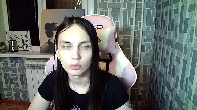 Snapshot of BlackHe4rts_ chatting on September 29, 12:49 pm BlackHe4rts online show from September 29, 12:49 pm