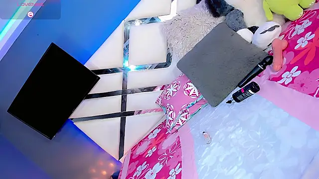 Valery Sophiia online show from October 19, 5:33 am