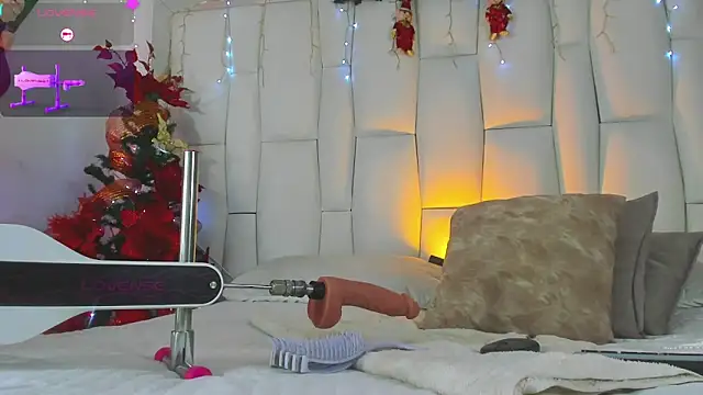 Regiina Doll online show from December 14, 11:11 pm