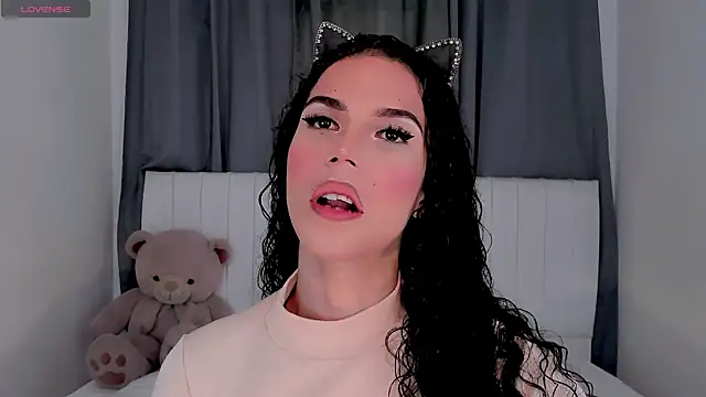 Snapshot of gatitavenecis chatting on September 15, 11:59 am gatitavenecis online show from September 15, 11:59 am