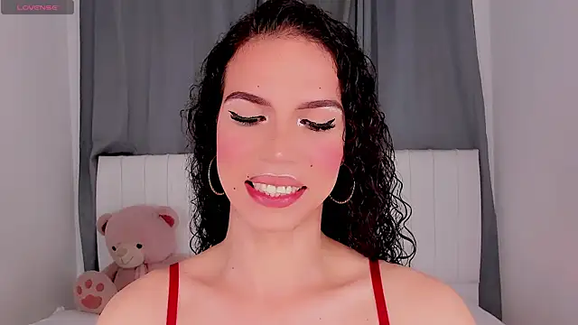 Snapshot of gatitavenecis chatting on September 18, 1:27 pm gatitavenecis online show from September 18, 1:27 pm