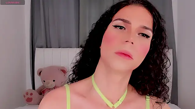 Snapshot of gatitavenecis chatting on September 21, 1:50 pm gatitavenecis online show from September 21, 1:50 pm