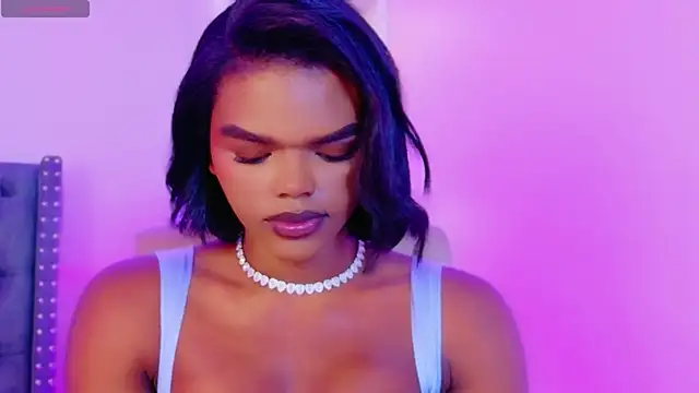 CamiEstrada online show from October 30, 9:47 pm