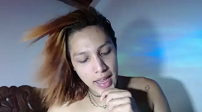 Snapshot of alexandra_lorens chatting on February 17, 4:15 pm alexandra lorens online show from February 17, 4:15 pm