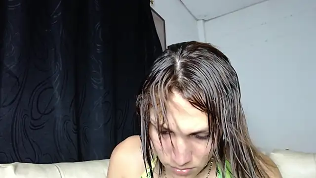 alexandra lorens online show from October 22, 1:18 am