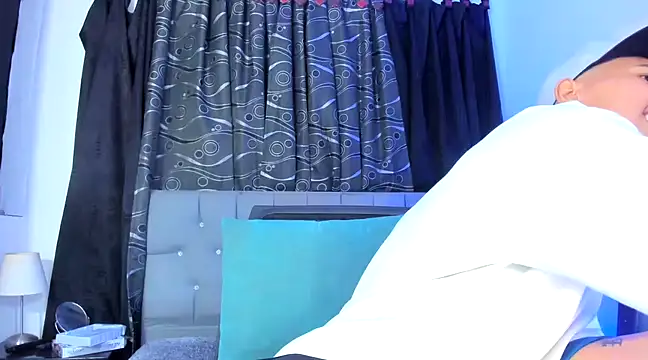 nova sex01 online show from December 10, 5:13 am