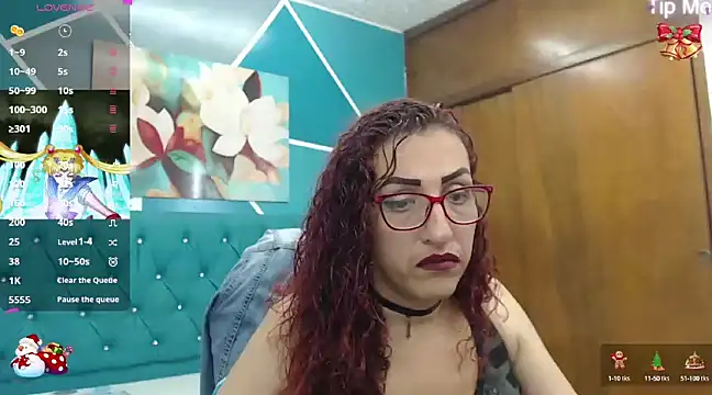 Snapshot of sabrina_dupont chatting on December 24, 12:44 pm sabrina dupont online show from December 24, 12:44 pm