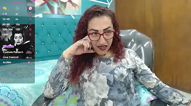 Snapshot of sabrina_dupont chatting on January 15, 12:47 pm sabrina dupont online show from January 15, 12:47 pm