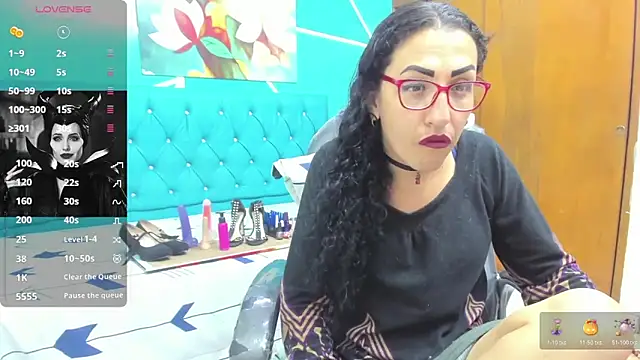 sabrina dupont online show from October 28, 1:09 pm