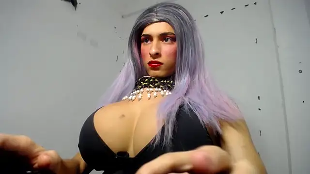 Snapshot of paulinabigcock chatting on January 14, 12:56 pm paulinabigcock online show from January 14, 12:56 pm