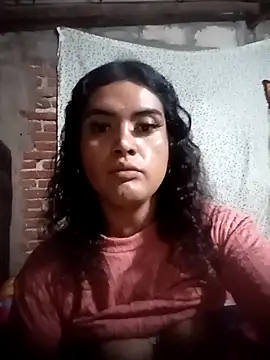 yovana13 online show from September 26, 12:24 pm