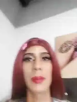 DOMINANTE KLOE  online show from February 7, 6:45 am