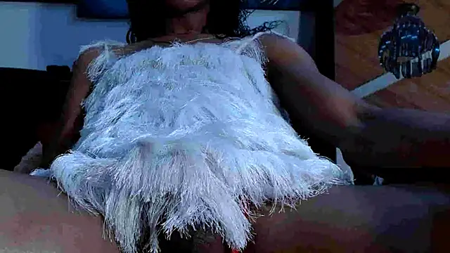 Maidi  online show from March 22, 9:45 am