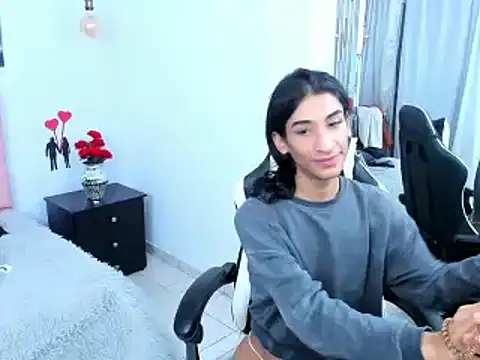 Snapshot of SofiaNaugthyxTS chatting on March 15, 9:04 pm SofiaNaugthyxTS online show from March 15, 9:04 pm