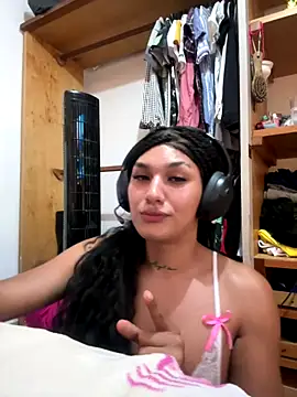 Snapshot of cataafitt chatting on September 22, 8:03 pm cataafitt online show from September 22, 8:03 pm