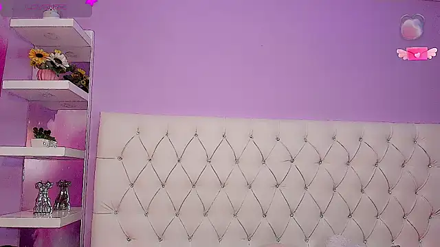 Snapshot of Babyaleja chatting on March 6, 12:48 pm Babyaleja online show from March 6, 12:48 pm