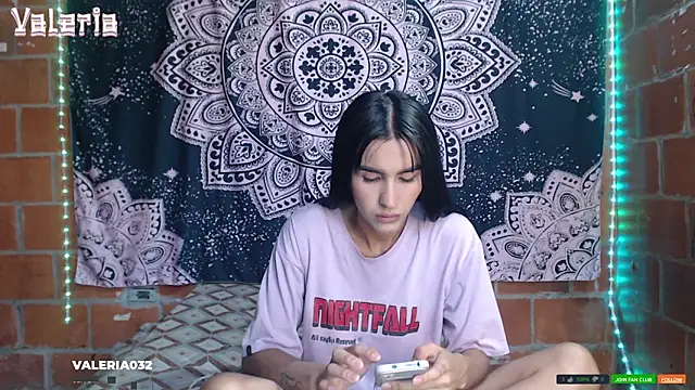 Snapshot of liissa_0 chatting on September 15, 10:25 pm liissa 0 online show from September 15, 10:25 pm