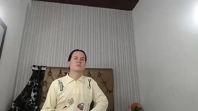 Snapshot of veneno_hot chatting on December 30, 2:08 pm veneno hot online show from December 30, 2:08 pm