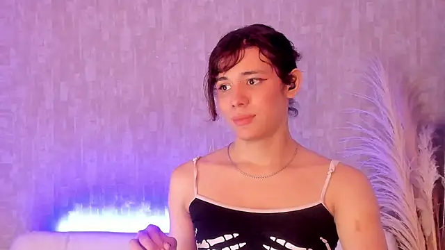 Snapshot of pixy_20 chatting on September 15, 4:50 am pixy 20 online show from September 15, 4:50 am