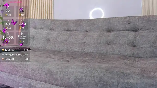Snapshot of Aria_montgomeri chatting on January 20, 1:00 pm Aria montgomeri online show from January 20, 1:00 pm