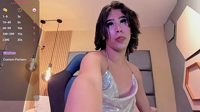 Snapshot of HOTTY_RED_ chatting on December 24, 6:28 pm HOTTY RED online show from December 24, 6:28 pm