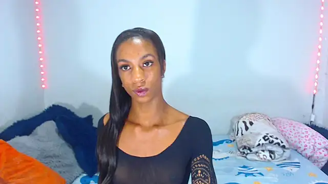 Snapshot of JessicaEbony chatting on January 10, 12:17 am JessicaEbony online show from January 10, 12:17 am