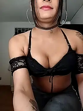 Snapshot of Pussycat_9999 chatting on January 31, 6:14 pm Pussycat 9999 online show from January 31, 6:14 pm